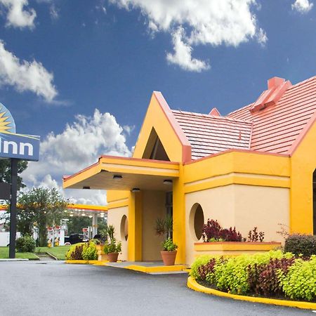 Days Inn By Wyndham Ocala North Exteriör bild