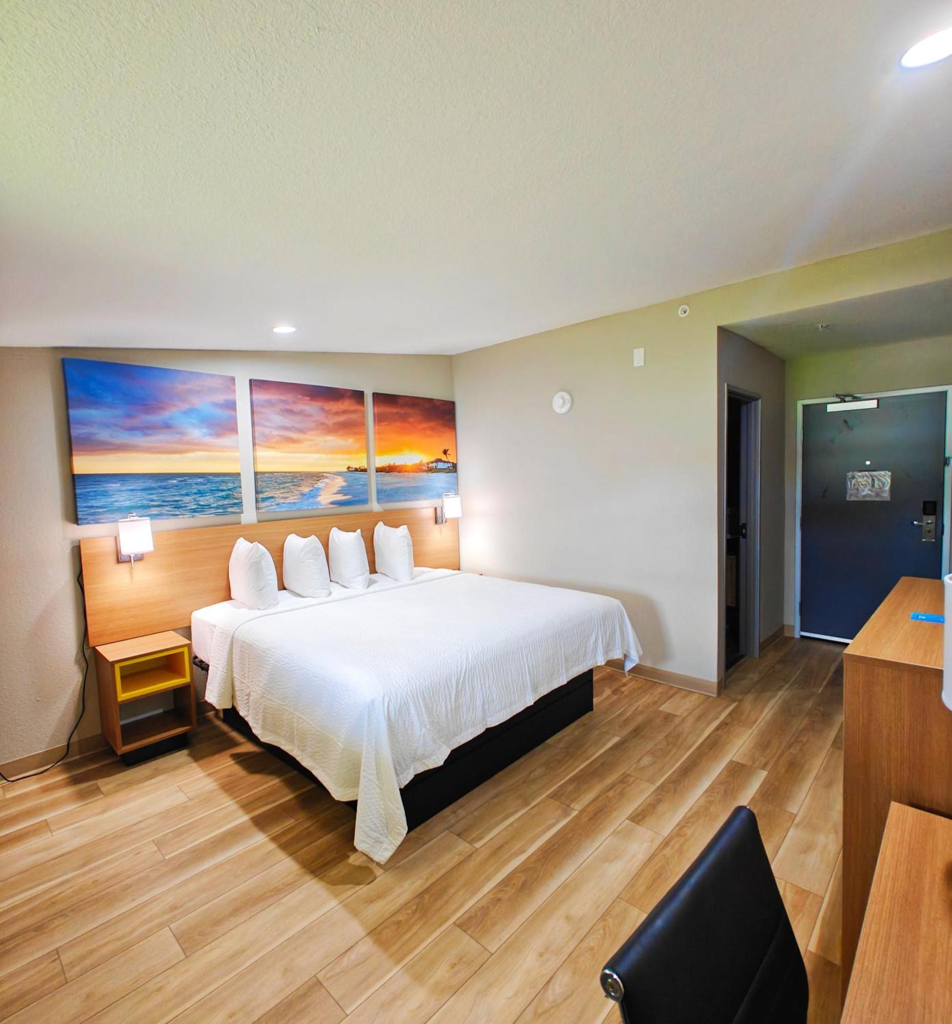 Days Inn By Wyndham Ocala North Exteriör bild